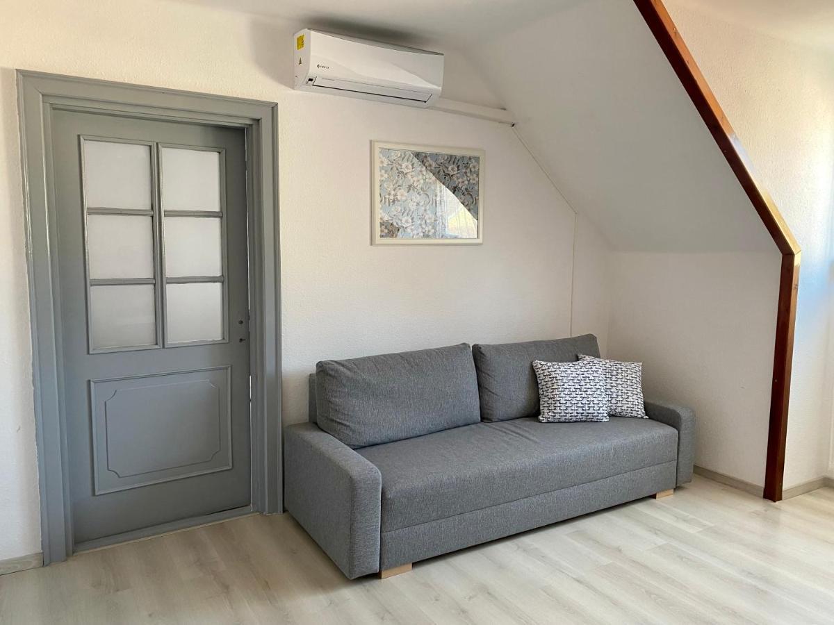 Pacsirta Apartman Grand Eger Eksteriør billede