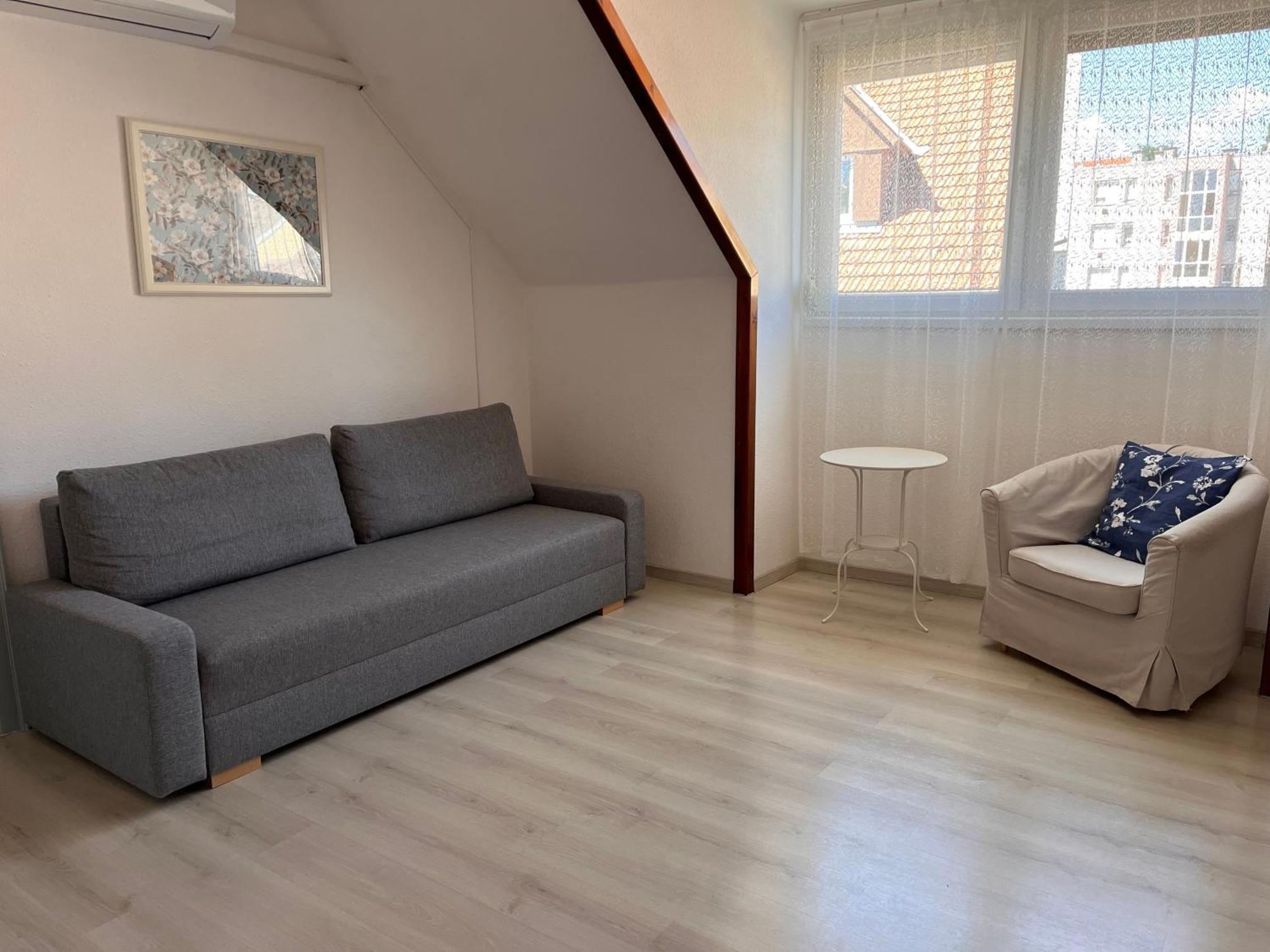 Pacsirta Apartman Grand Eger Eksteriør billede